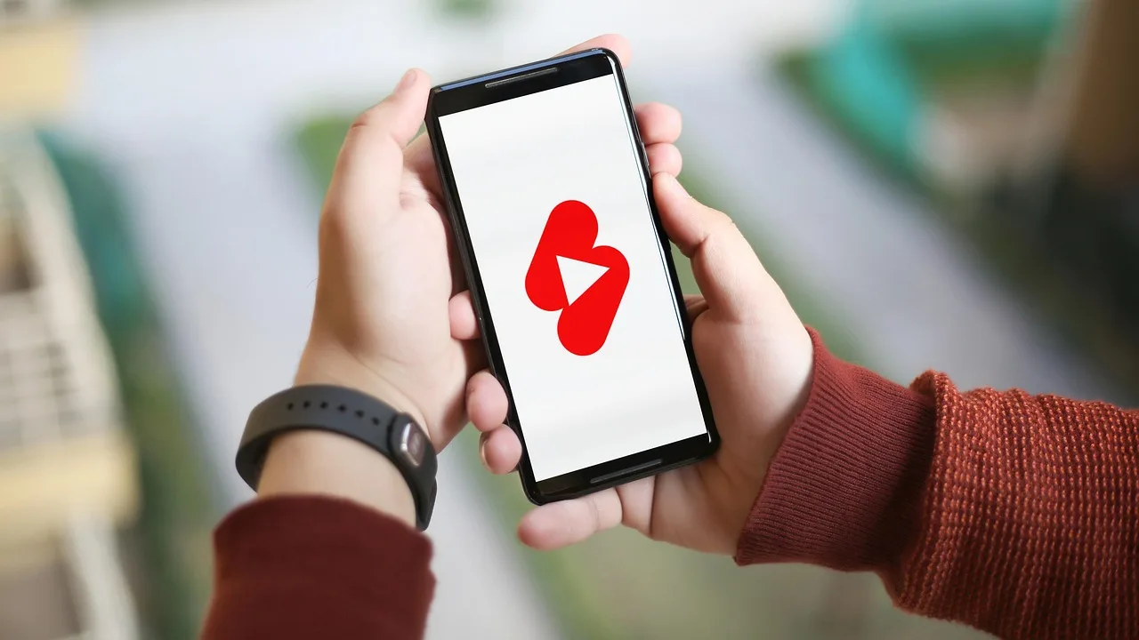 youtube shorts, youtube, video, smartphone, vertical, logo, content, creator, youtube shorts, youtube shorts, youtube shorts, youtube shorts, youtube shorts, youtube. Creator economy guide: work, revenue, and business risk