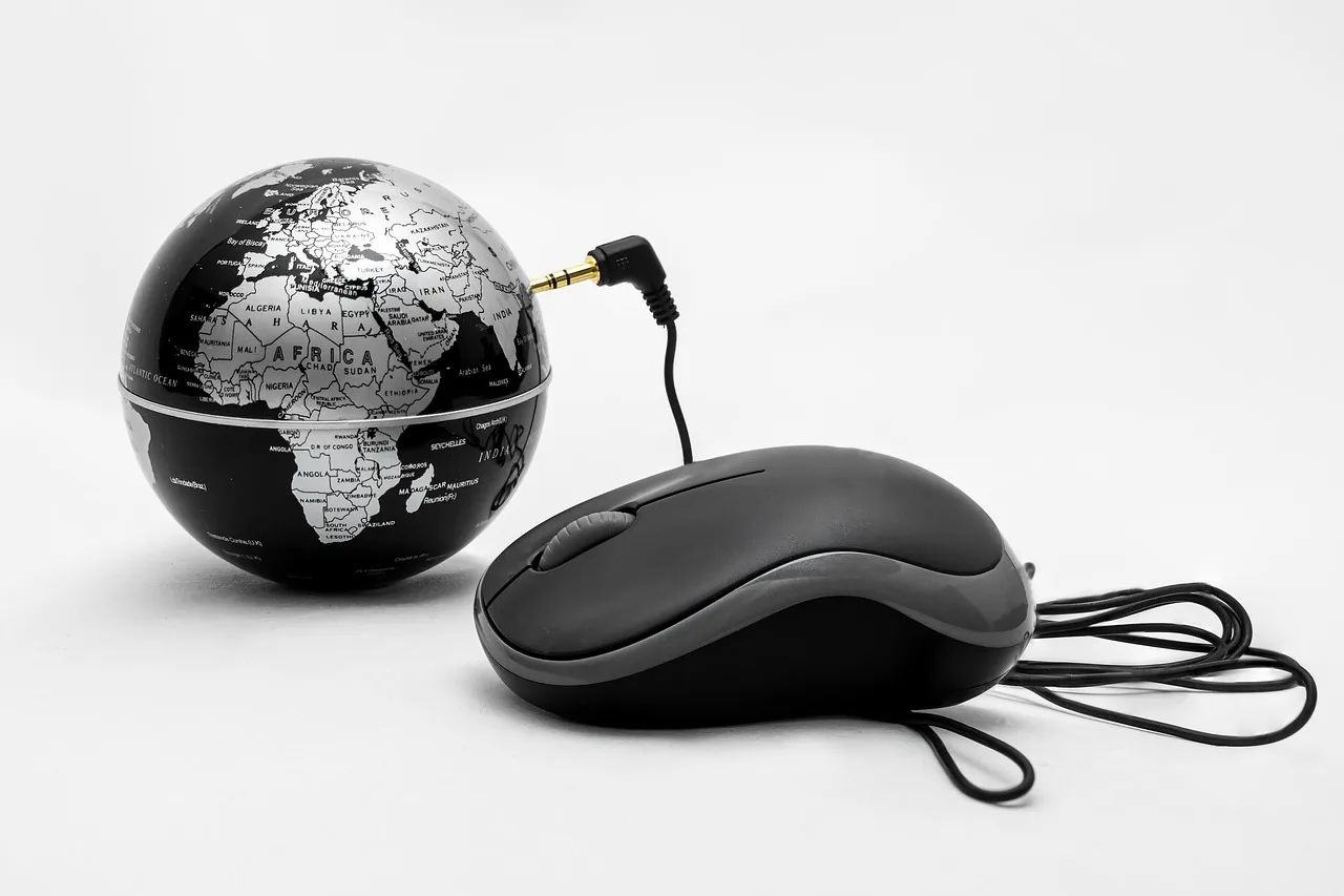 globe, mouse, internet, www, online, technology, earth, world, network, planets, connection, connection cable, modern, media, digital, communication, equipment, connect competition. A practical digital communities checklist