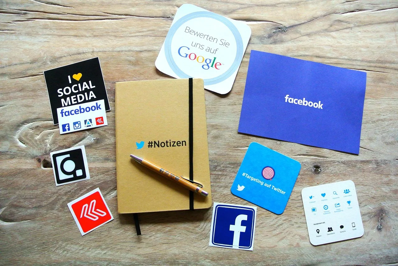 socialmedia, facebook, twitter, network, instagram, marketing, online, instagram, instagram, marketing, marketing, marketing, marketing, marketing. Testing a digital community rule change against the evidence