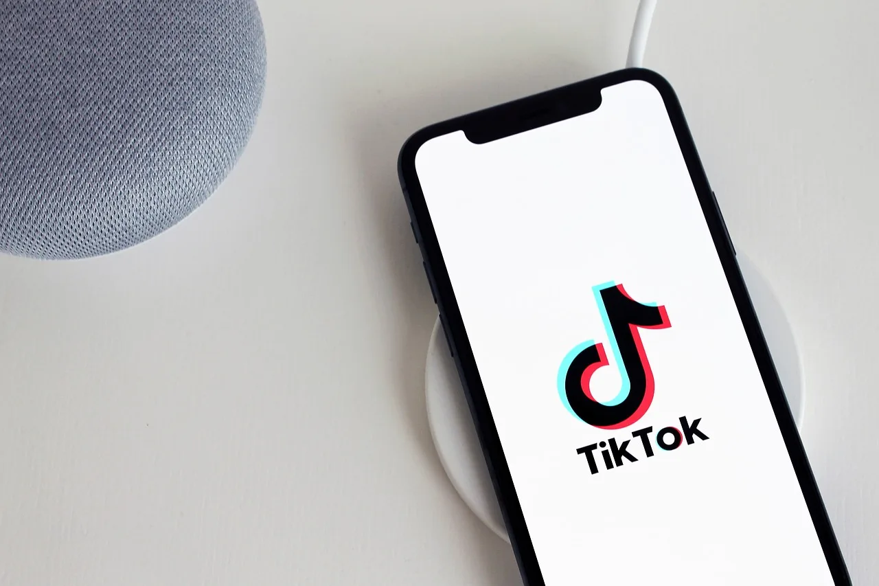 tiktok, app, iphone, phone, social media, the iphone 11, smartphone, technology, tiktok, tiktok, tiktok, tiktok, tiktok. Online trend problems: false origins, bad metrics, and missing context